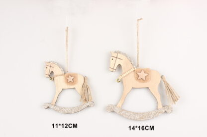 APPLICAZIONE CAVALLO IN LEGNO
